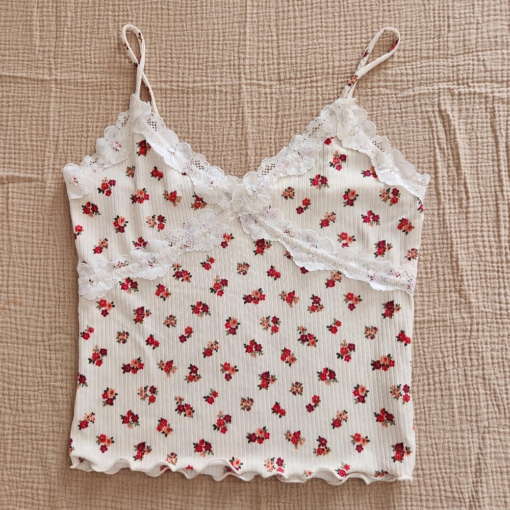Wild Love Floral Lace Trim Cami Top Y2k Vibes